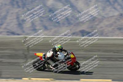 media/May-10-2025-Race Pace (Sat) [[db32fef2da]]/Vested/3-Bowl Set 1 (9am)/